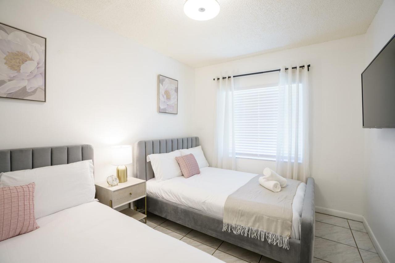 Modern 2 Bedroom In The Heart Of Wynwood Art District Miami Esterno foto